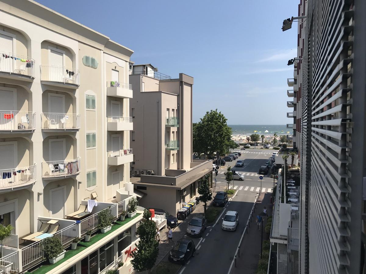 Hotel Losanna Rimini Exteriér fotografie